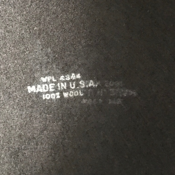 DRAMATIC VINTAGE BLACK FELT FEDORA - PURPLE FEATHER TRIM & WINGS + DOTTED VEIL - Picture 11 of 11